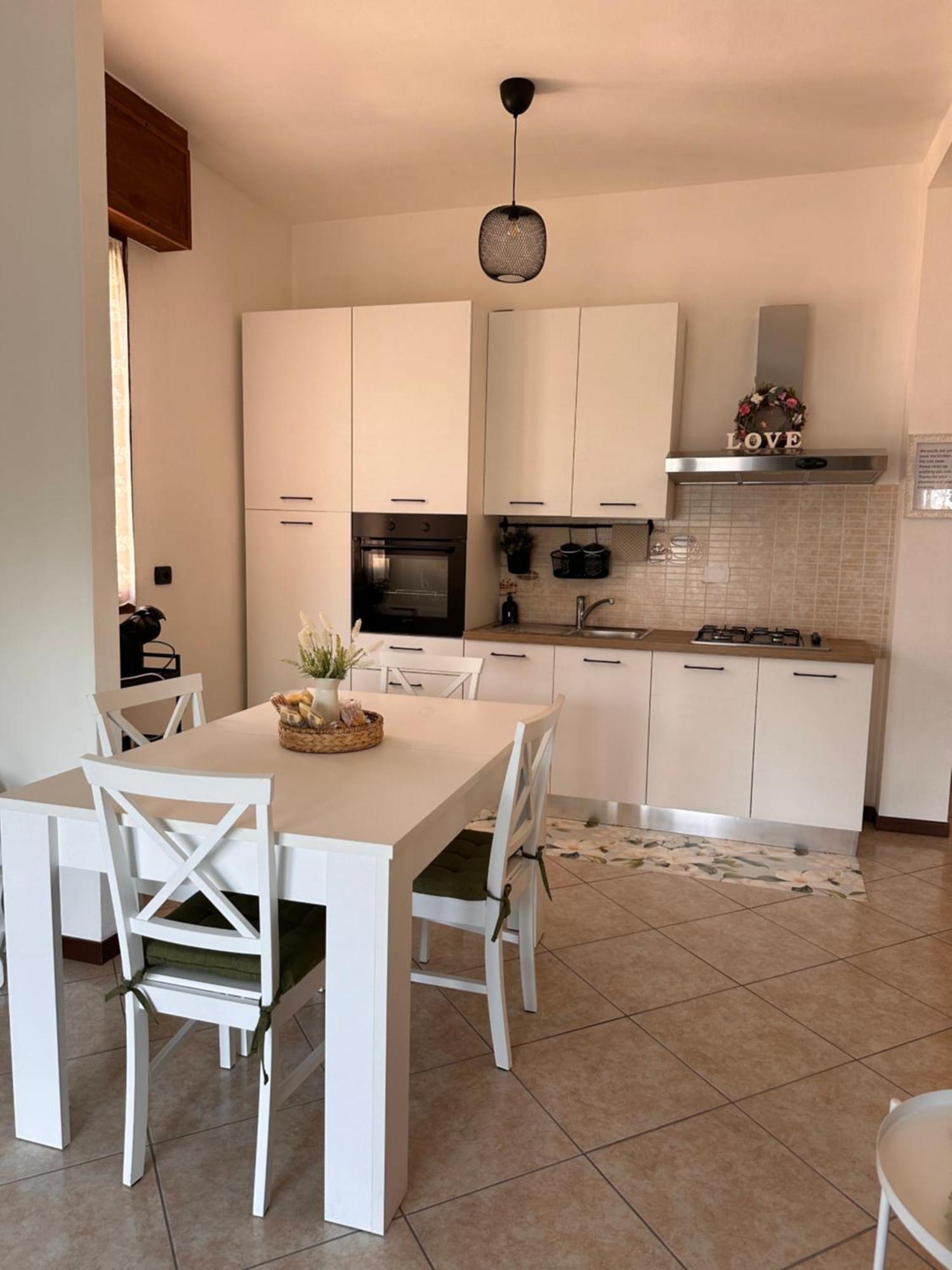 Apartmán Little House Lezzeno Exteriér fotografie